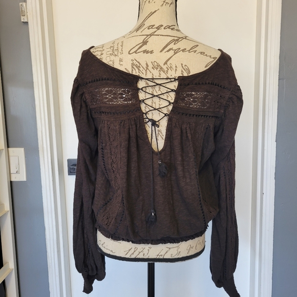 Free People Boho Open Back Crochet Trimmed Peasant Blouse Top Long Sleeve Size M - Picture 7 of 11